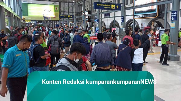 Lonjakan Penumpang di Stasiun Pasar Senen dan Gambir Masih Terjadi di H-1 Natal