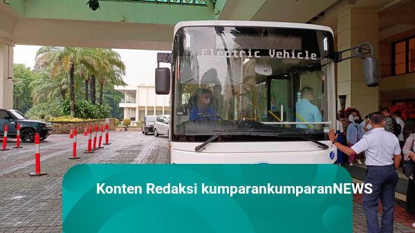 Transjakarta dan Perum PPD Teken Kerja sama Pengadaan 26 Bus Listrik