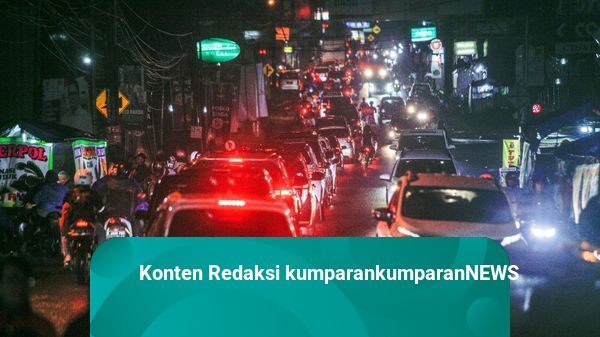 Foto: Kemacetan di Puncak Jelang Malam Tahun Baru