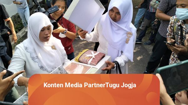 Tetangga Erina Gudono Senang Diundang ke Pengajian Pernikahan