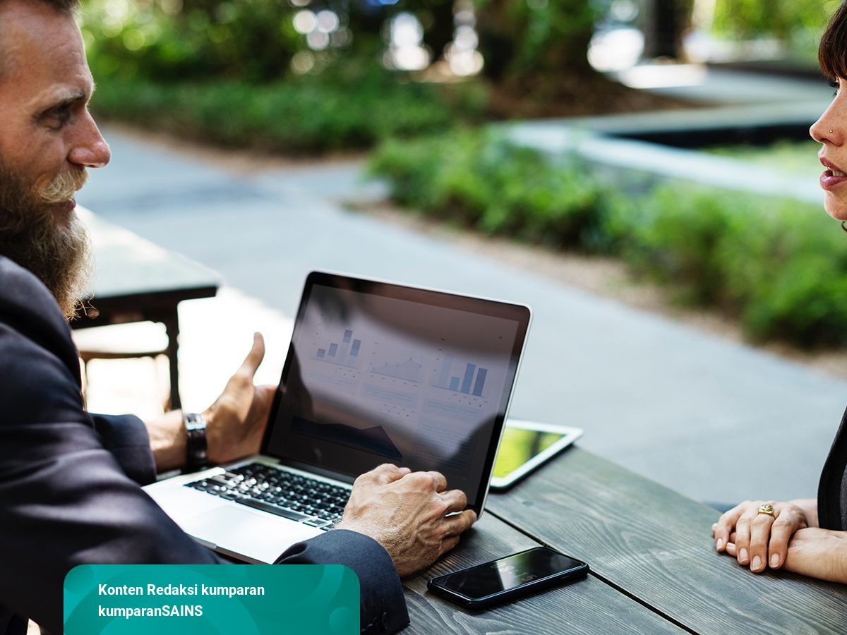 Manusia Bisa Bekerja Sama karena Pandai Berbohong | kumparan.com