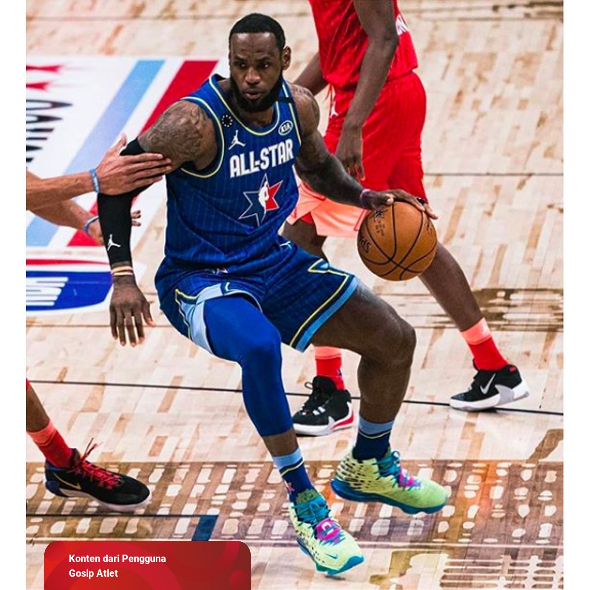 lebron nike space jam