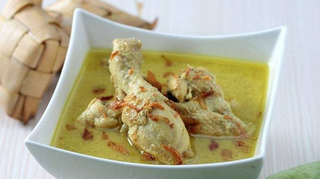 Tumisan Bumbu Opor Ayam