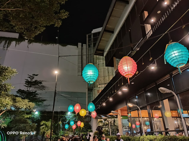 Review Oppo Reno 5 F, Apa Kelebihan dan ...