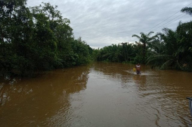 Banjir di Aceh akibat kerusakan lingkungan