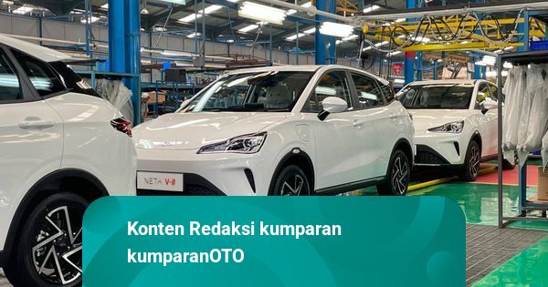 Deepal SO7 mobil listrik dalam proses perakitan di pabrik Purwakarta