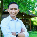 Yuniar Riza Hakiki