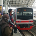 Tarif KRL Orang Miskin dan Kaya