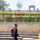 Mahasiswa Sesama Jenis Ciuman di PNJ
