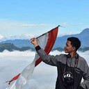Larry Tesalonika rangga