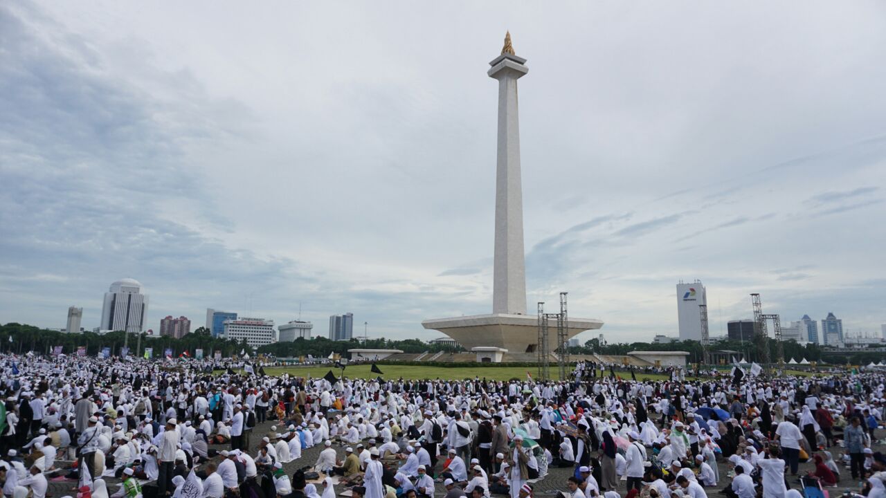 Aksi reuni 212 di Monas