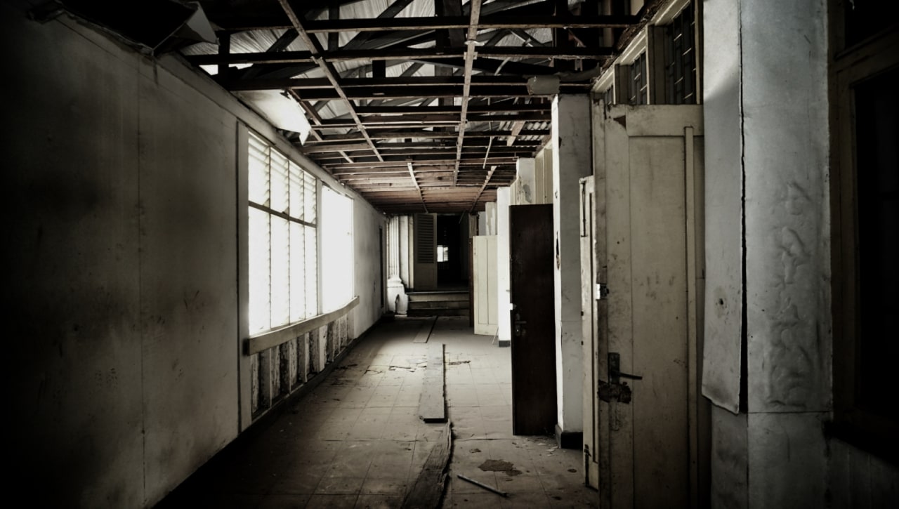 kumplus- Liku Bisnis Rumah Berhantu