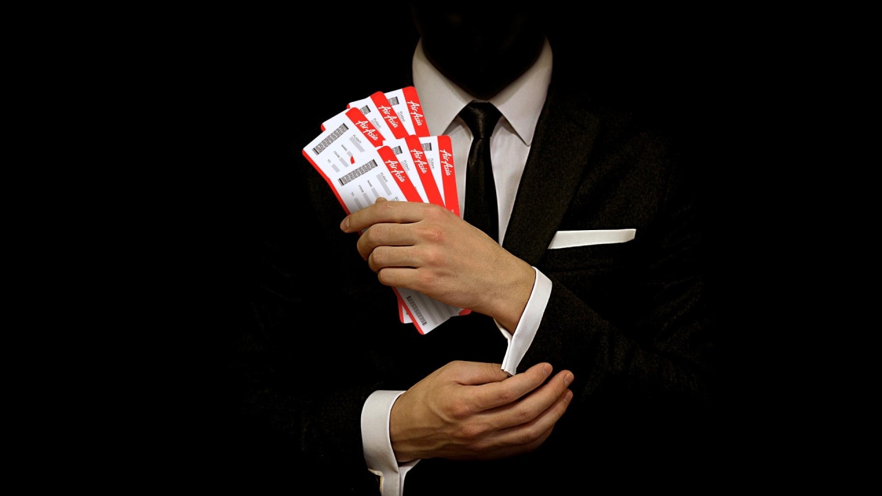 LIPSUS, AIRASIA, Hilangnya AirAsia, Cover Story, REVISI