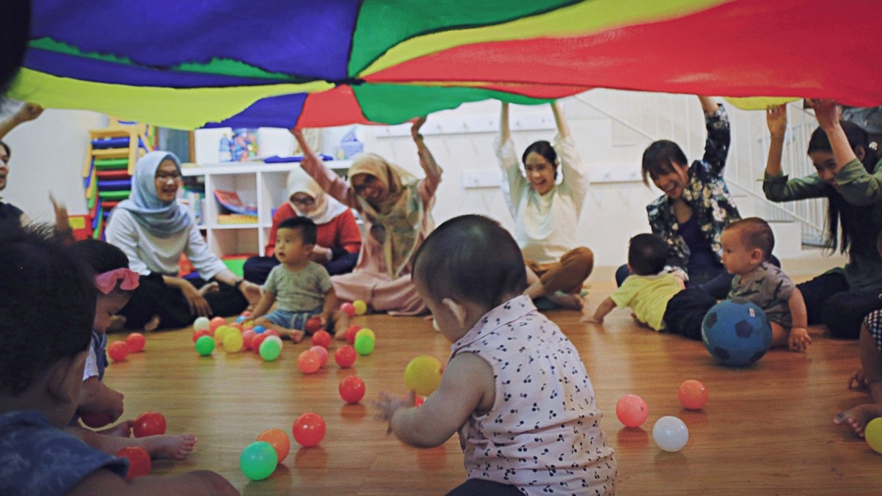 COVER KONTEN SPESIAL, Sibuknya Bayi Hari-hari Kini