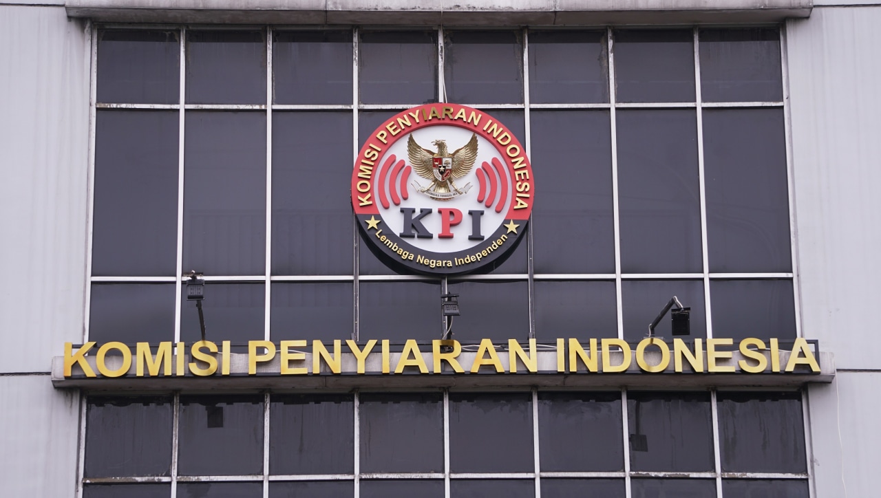 LIPUTAN KHUSUS, Komisi Penyiaran Indonesia, Ilustrasi Komisi Penyiaran Indonesia