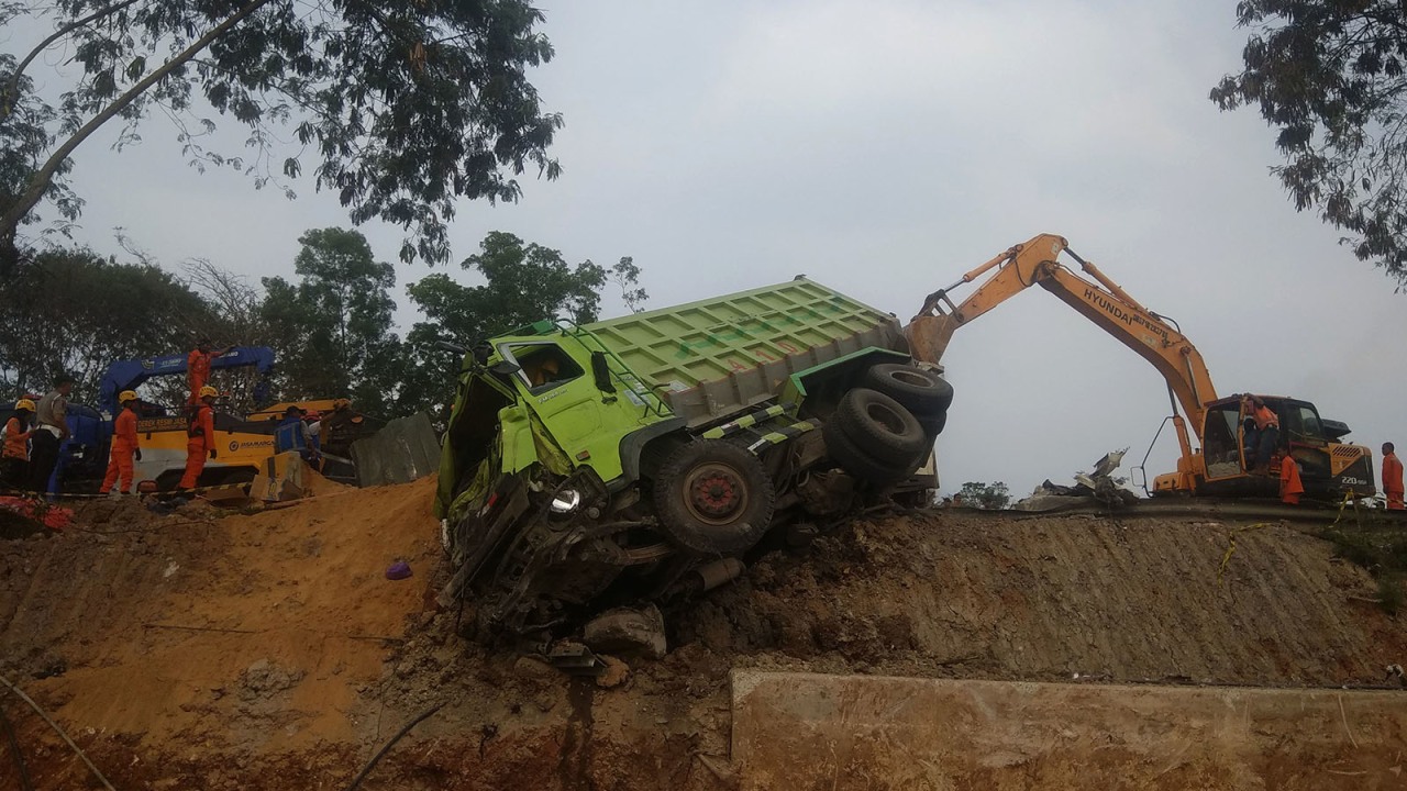 kecelakaan beruntun di Tol Cipularang KM 92