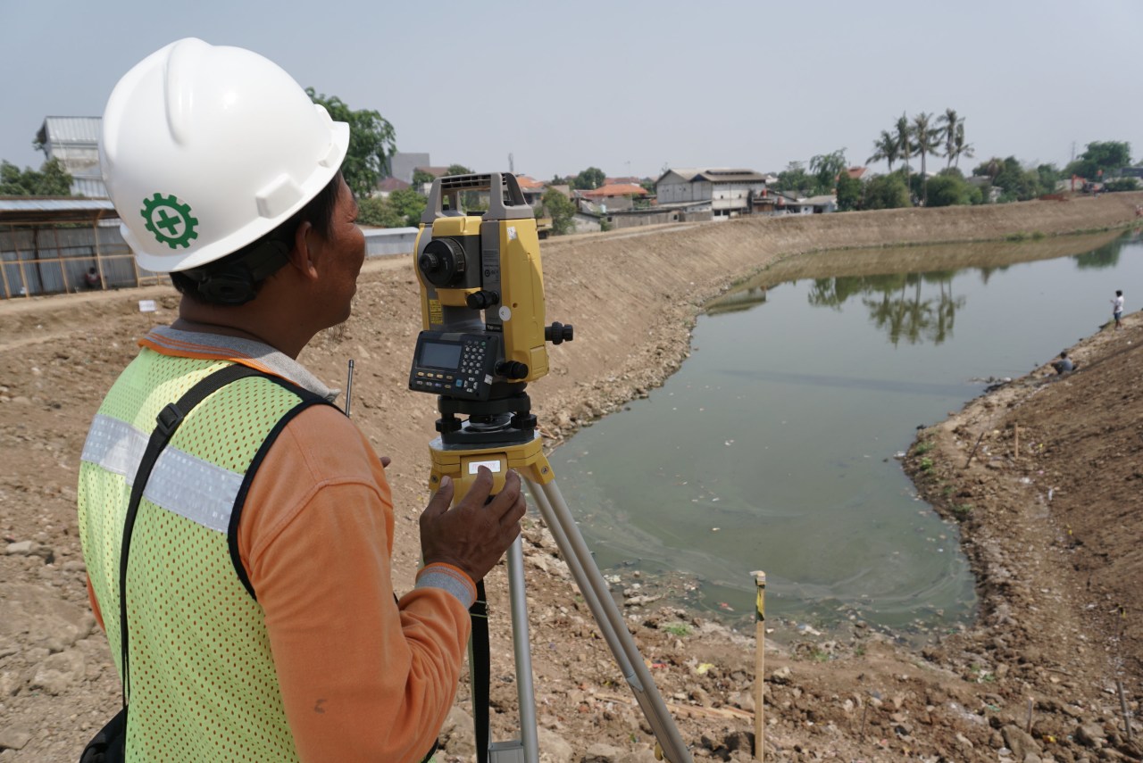 Proyek naturalisasi Waduk Kampung Rambutan