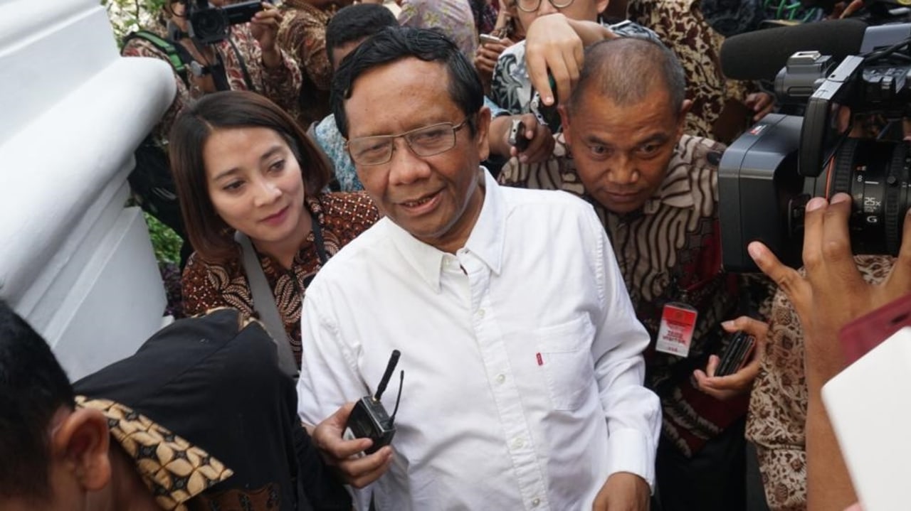 Mahfud MD, Istana Kepresidenan, COVER