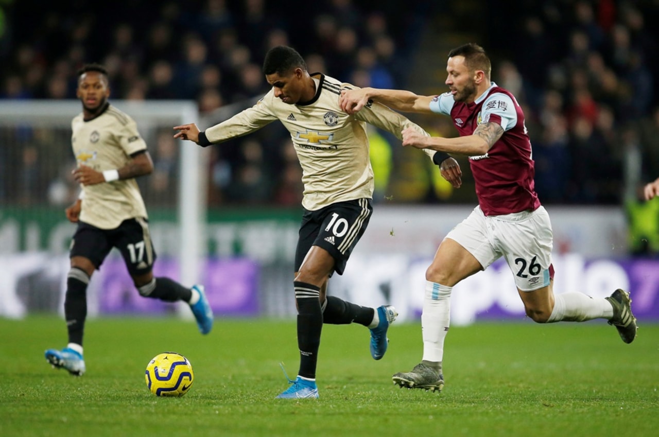 Burnley vs MU