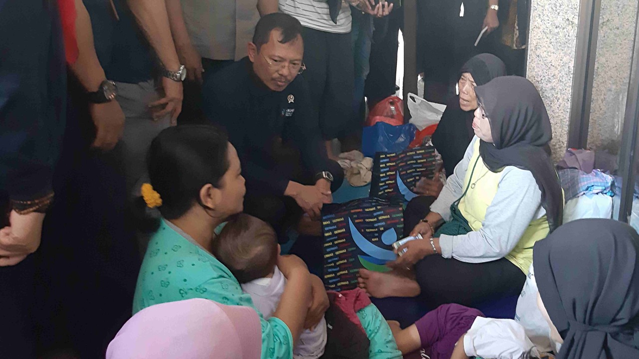 Terawan Agus Putranto di pengungsian
