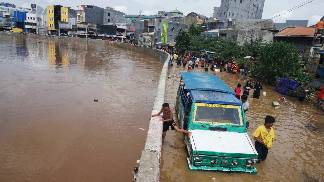Banjir di Kampung Pulo