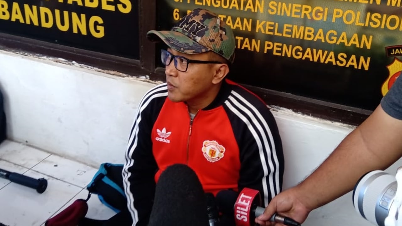 Teddy di Polrestabes Bandung