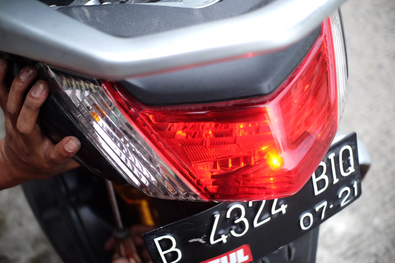 Lampu Belakang Yamaha NMax