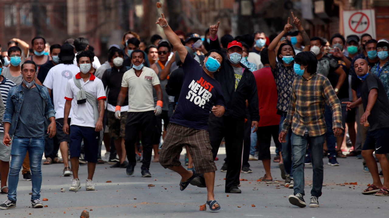 Kerusuhan saat demo keagamaan di Nepal