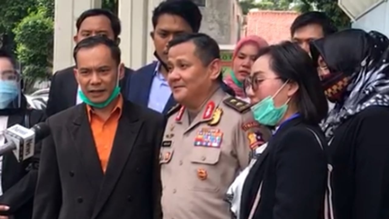 Irjen Napoleon Bonaparte seragam dinas di PN Jaksel