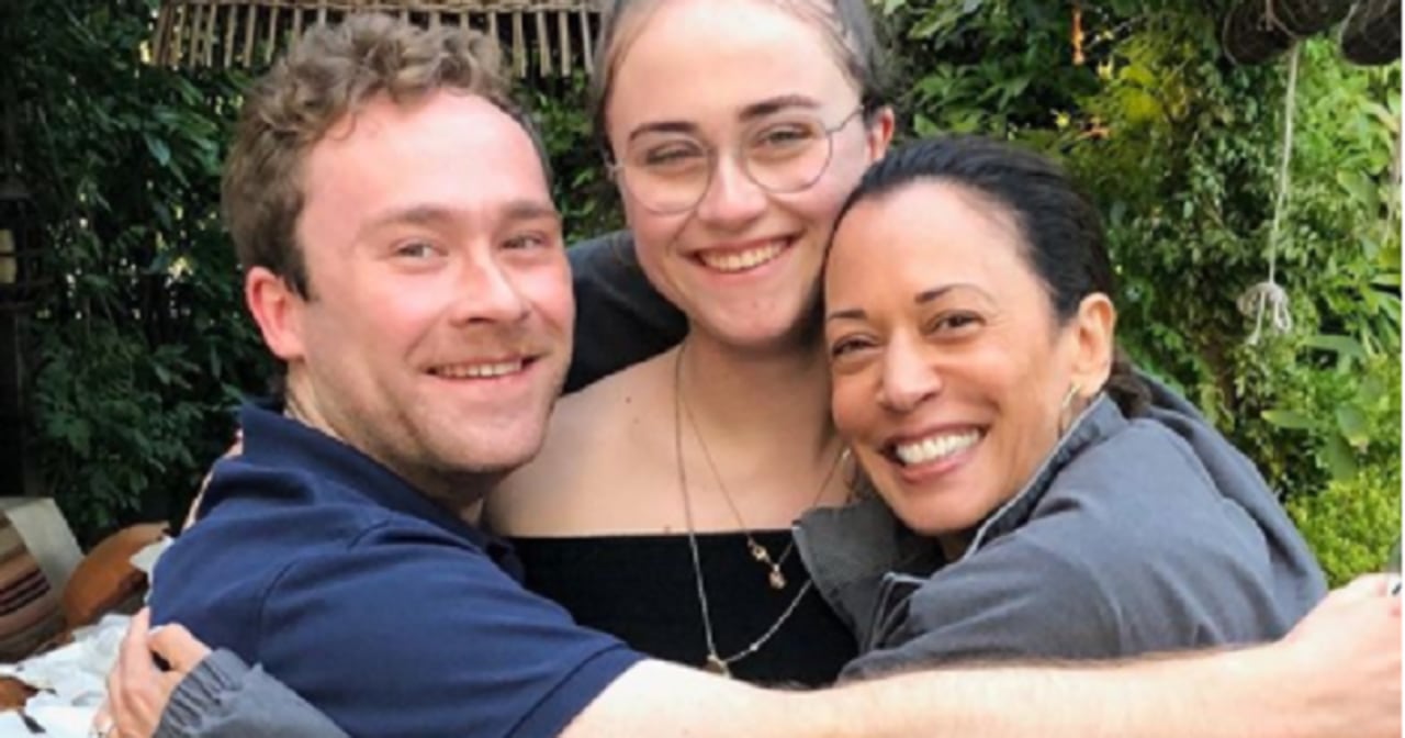 Kamala Harris bersama anak-anaknya.