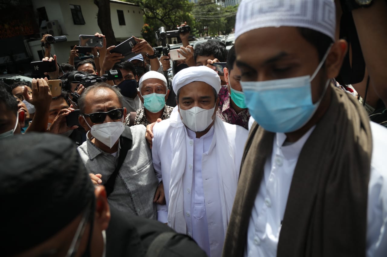 Habib Rizieq Syihab saat tiba di Polda Metro Jaya