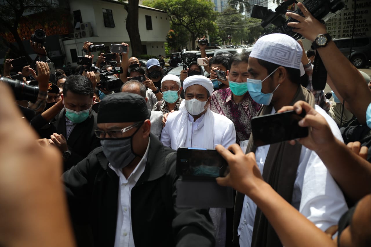 Habib Rizieq Syihab saat tiba di Polda Metro Jaya