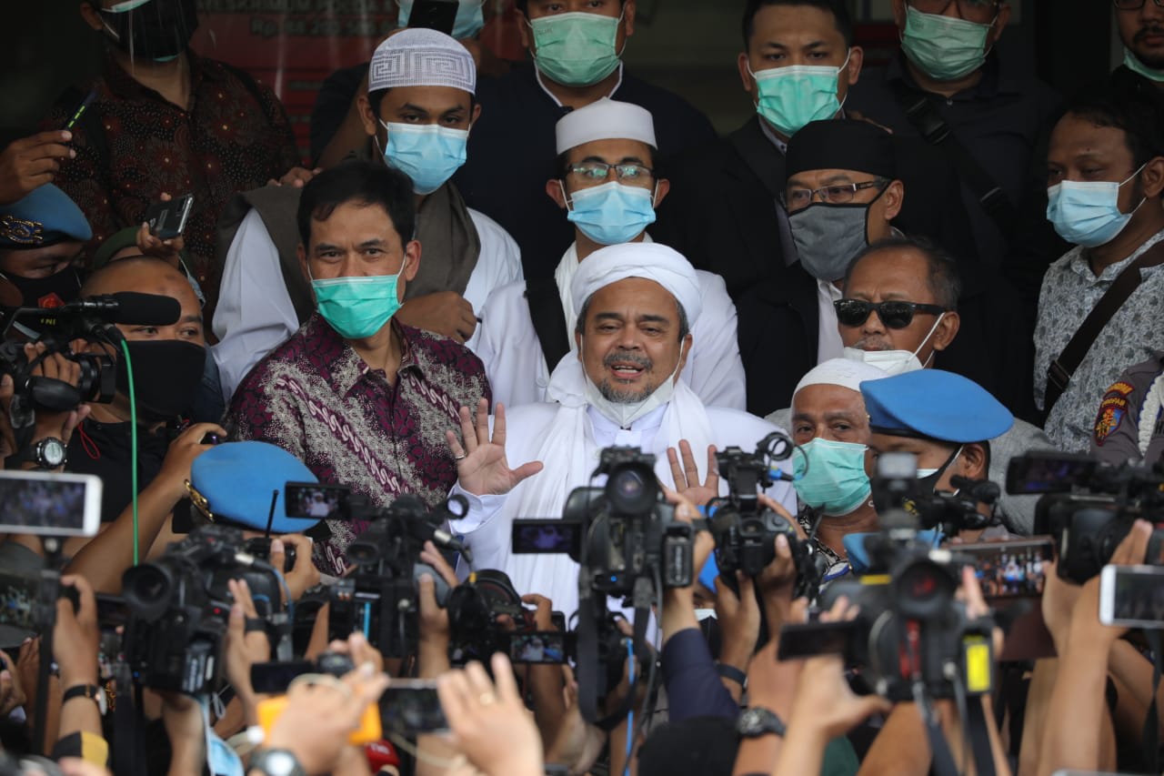 Habib Rizieq Syihab saat tiba di Polda Metro Jaya