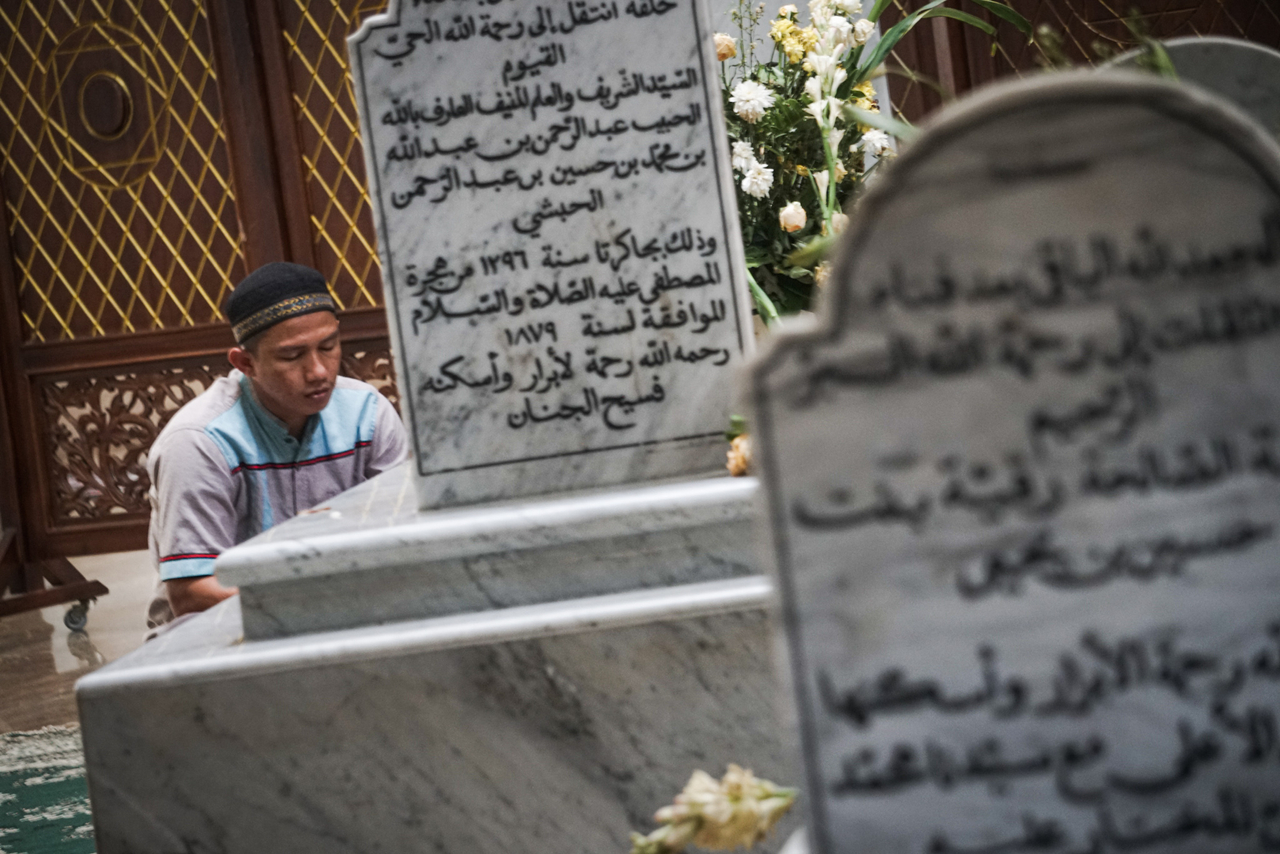 LIPSUS- Jejak Syiar Islam- Makam Habib Cikini
