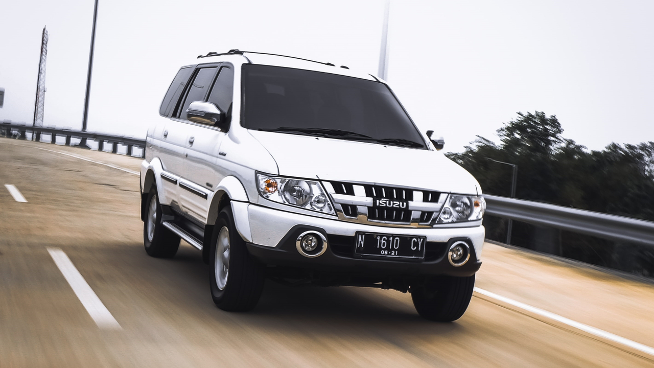 Isuzu Panther