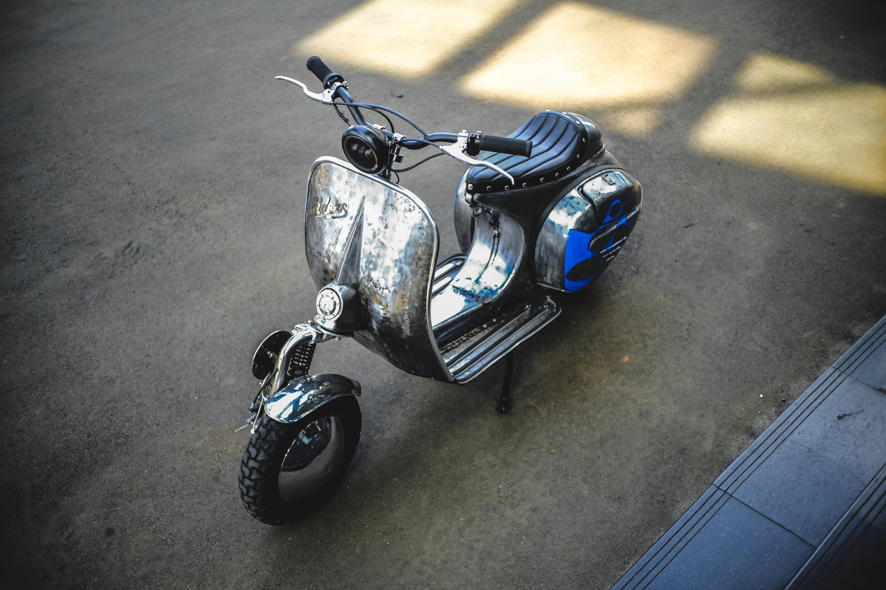 Vespa Listrik Elders Garage