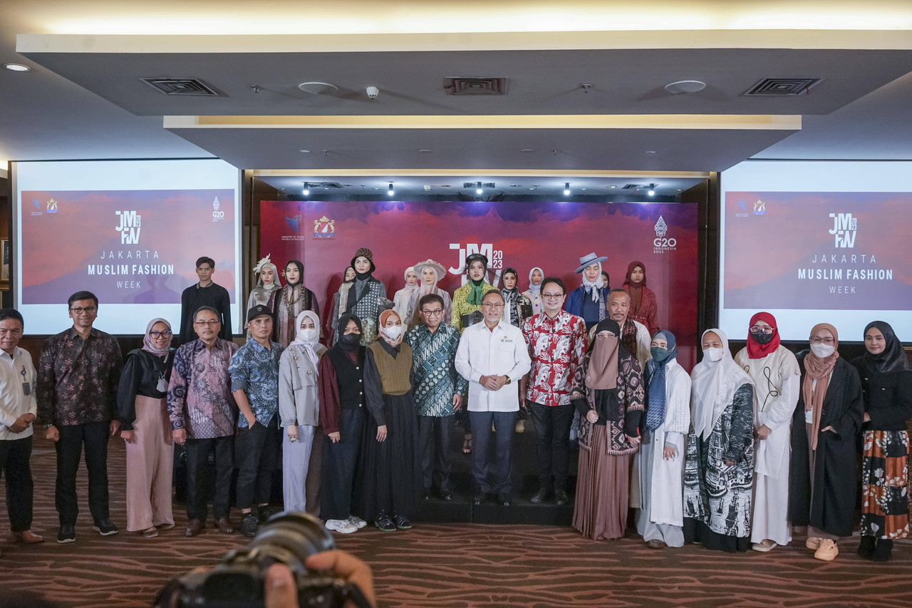 Konferensi Pers Jakarta Muslim Fashion Week 2023 (JMFW). 