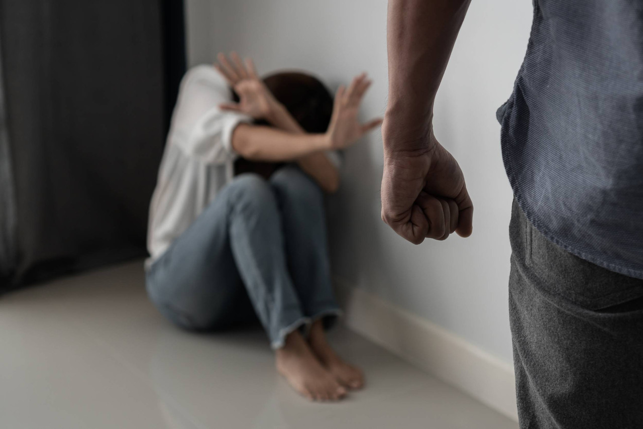 kumplus- Opini Arman Dhani- Ilustrasi KDRT