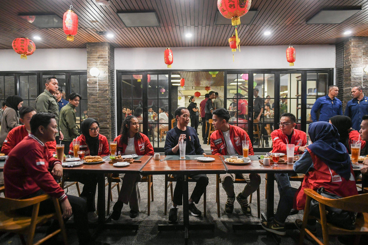 Jokowi bertemu dengan Kaesang Pangarep