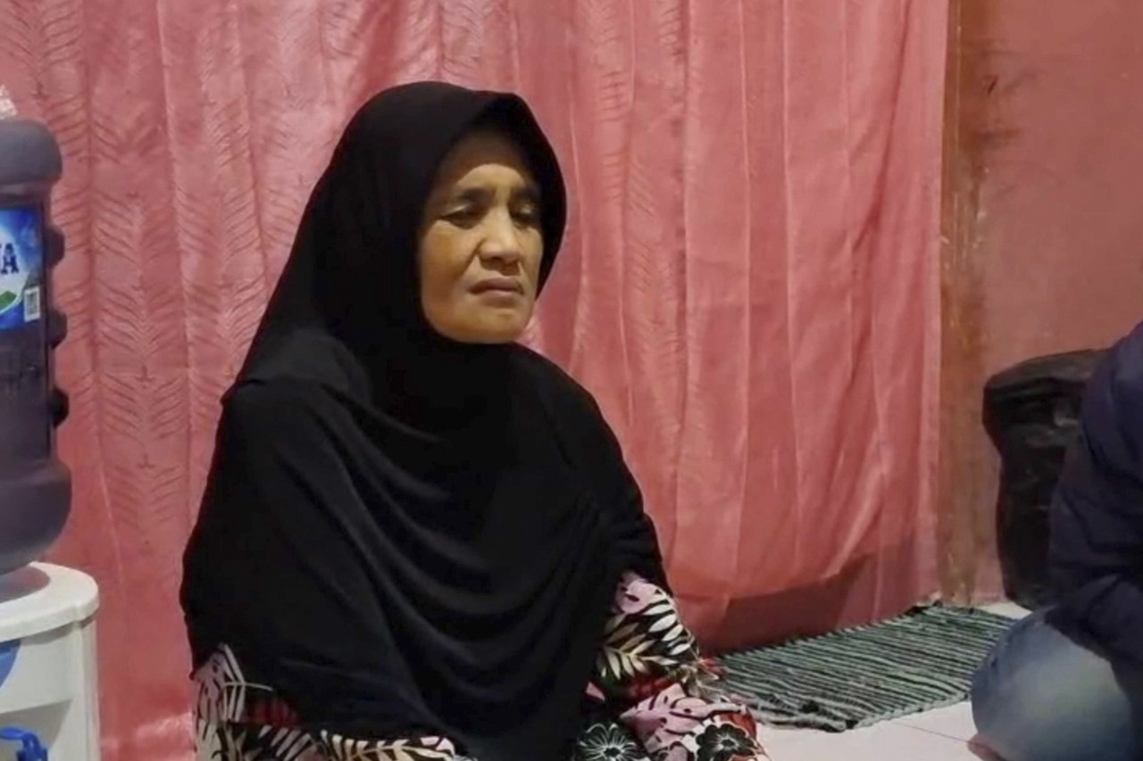 Emalia saat ditemui di rumah kontrakannya