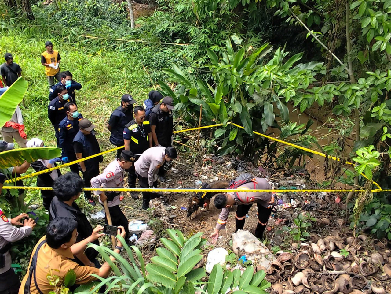 Proses pencarian bagian tubuh Alvaro Kiano Nugroho