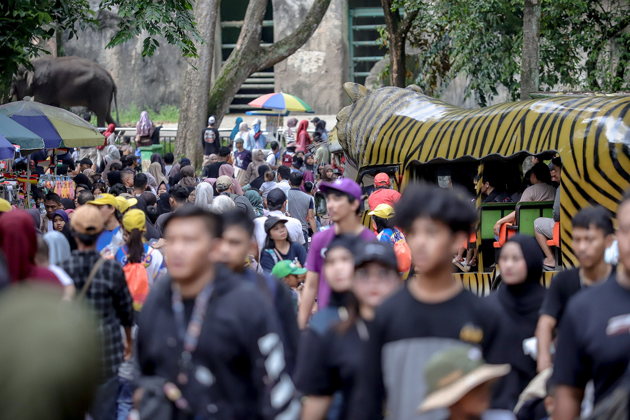liburan ke Ragunan
