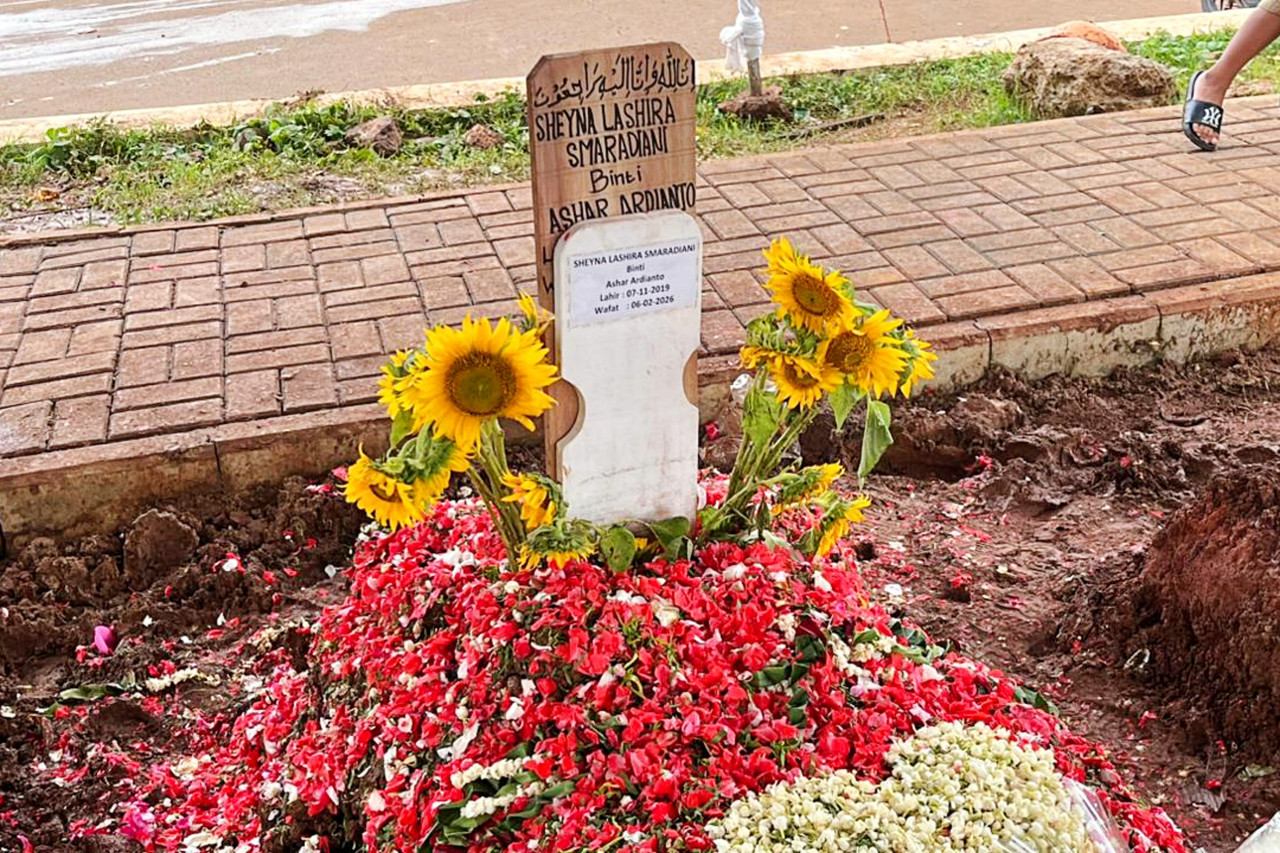 Pemakaman Sheyna Lashira Smaradiani