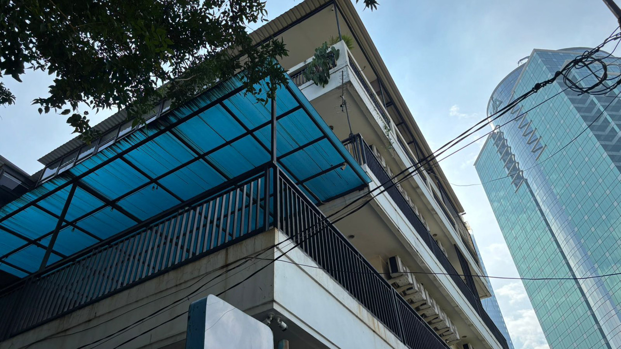 bangunan indekos TKP dua PRT yang melompat dari lantai 4 