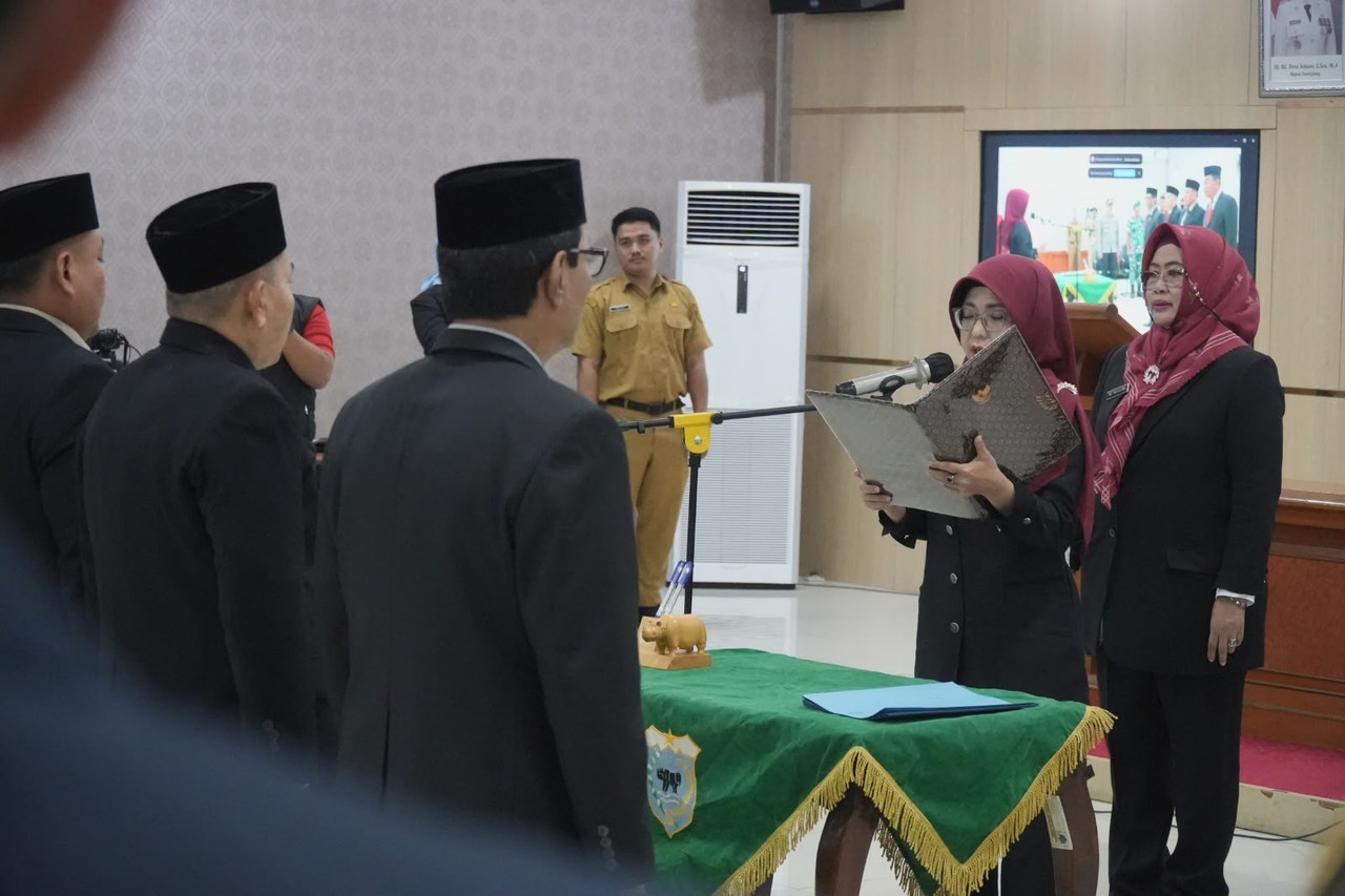 Bupati Pandeglang Melantik Sejumlah Pejabat Eselon II