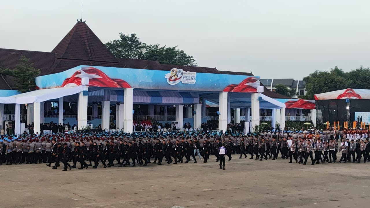 Upacara Hari Bhayangkara di Satlas Brimob Cikeas