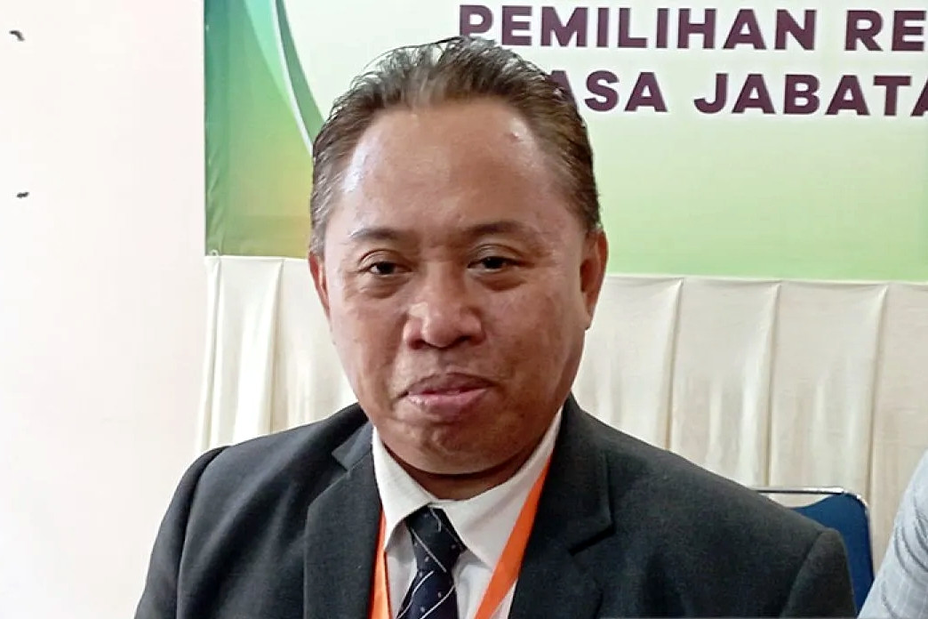 Akhmad Sodiq