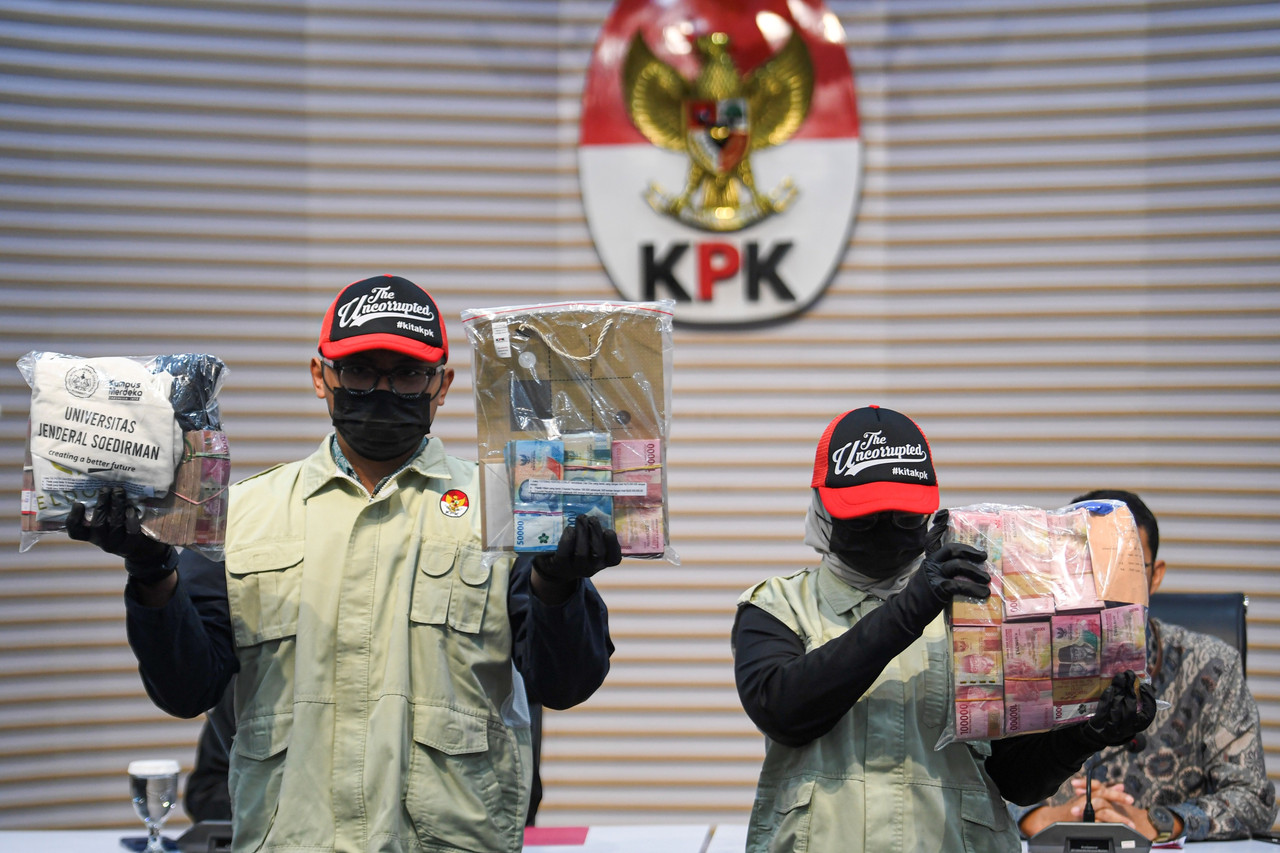 KPK tahan jajaran Rektorat Unsoed