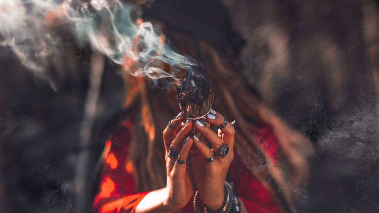 kumplus- Opini Linda Christanty