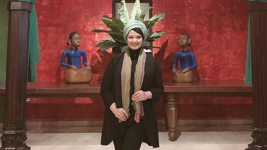 Lipsus Perjalanan Spiritual Para Elite-Ratih Sanggarwati